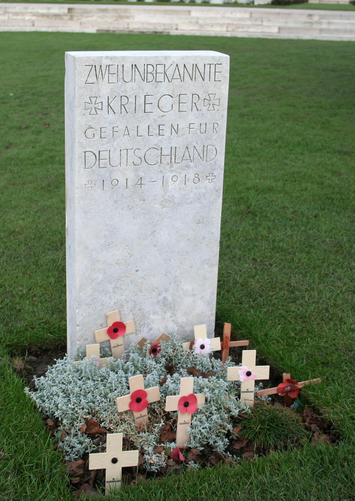 tyne cot cemetary, grave of the german soldier Photo tyne cot cemetary, grave of the german soldier