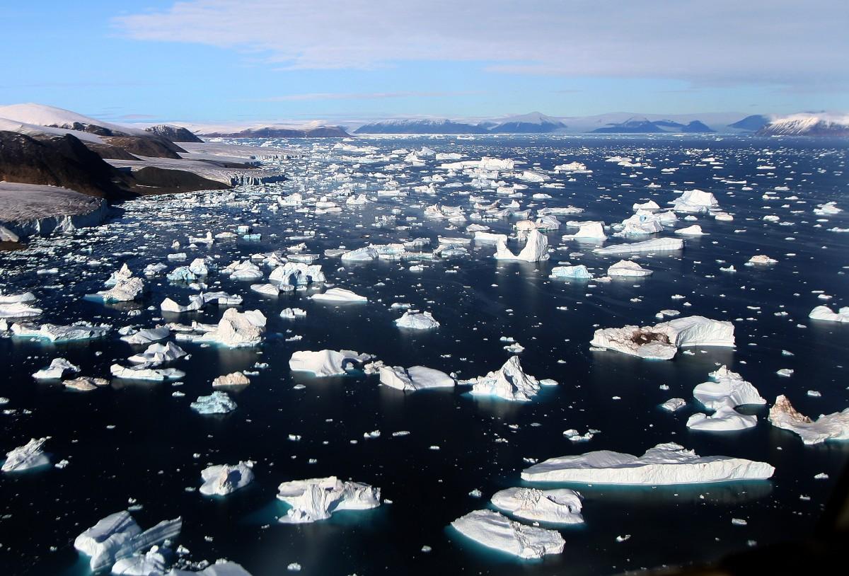 glacier and iceberg Photo glacier and iceberg