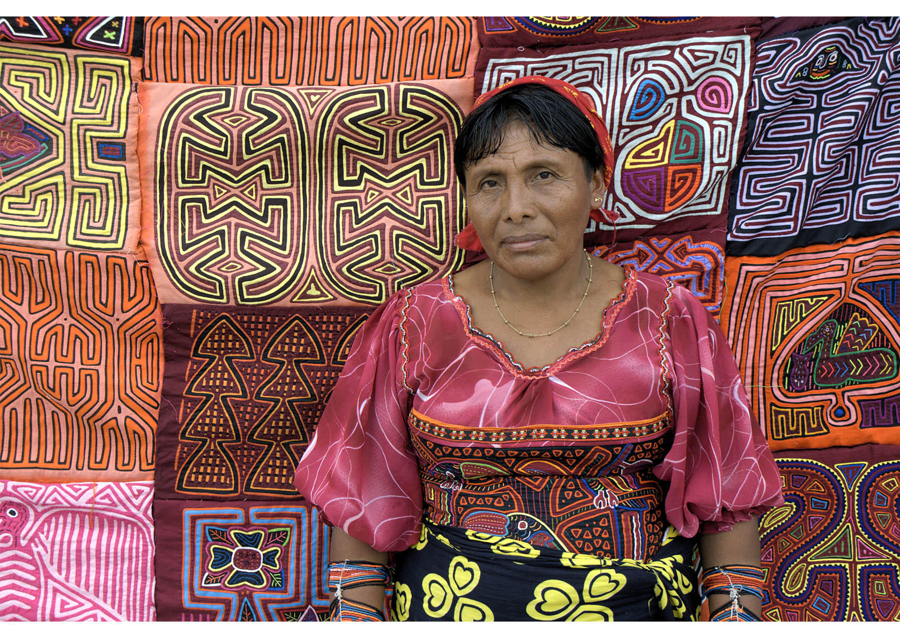 woman in panama Photo woman in panama