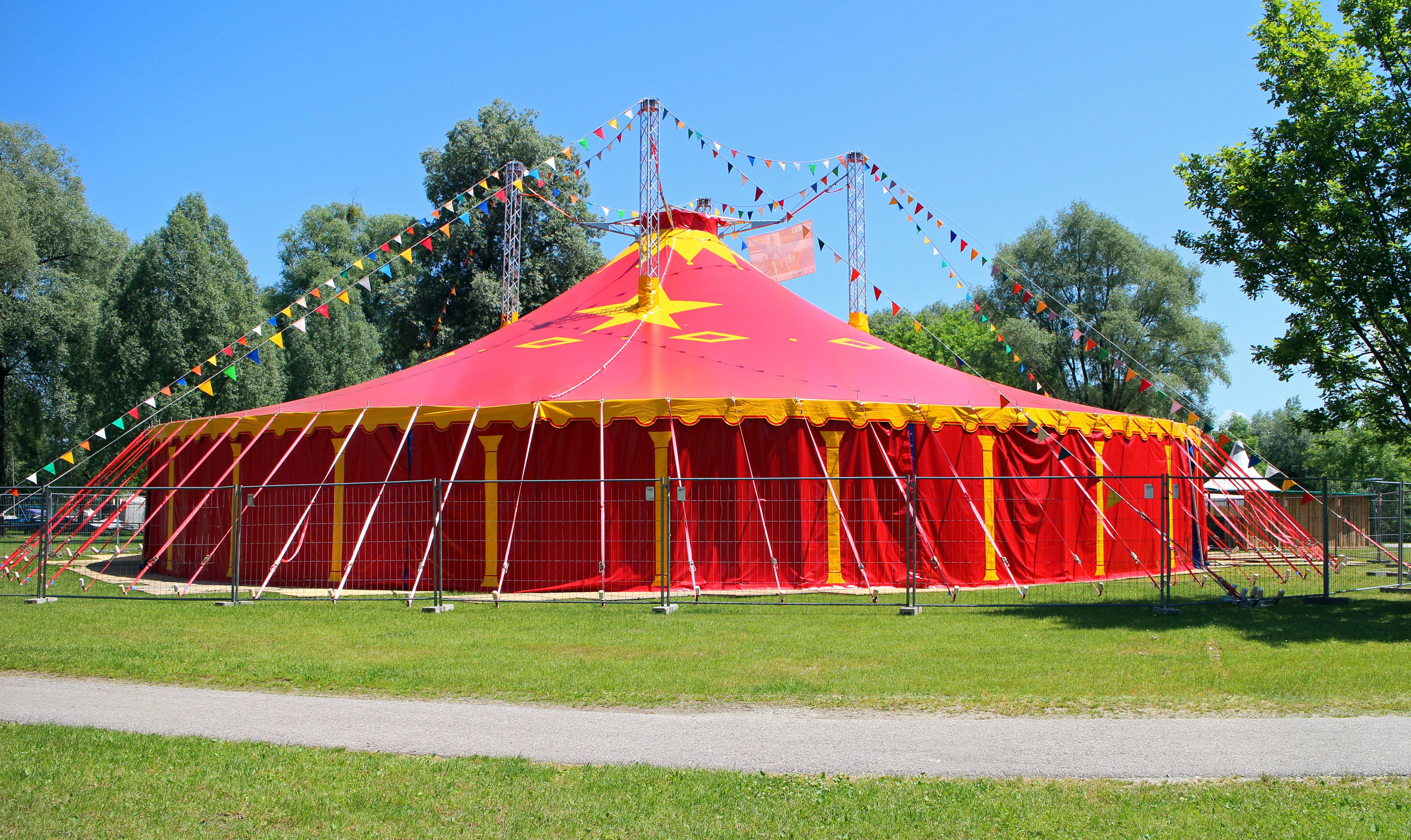 circus tent Photo circus tent