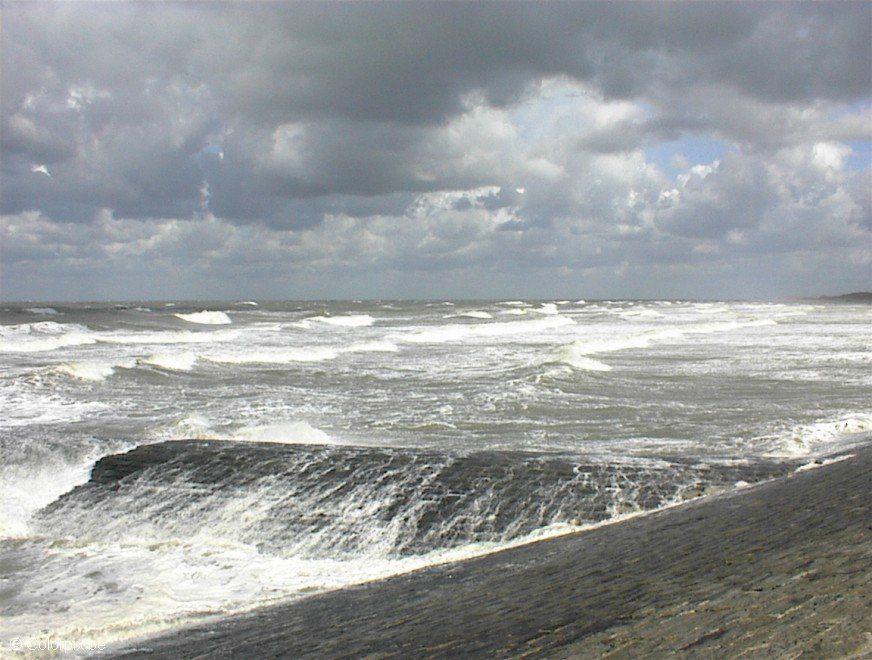 rough sea Photo rough sea