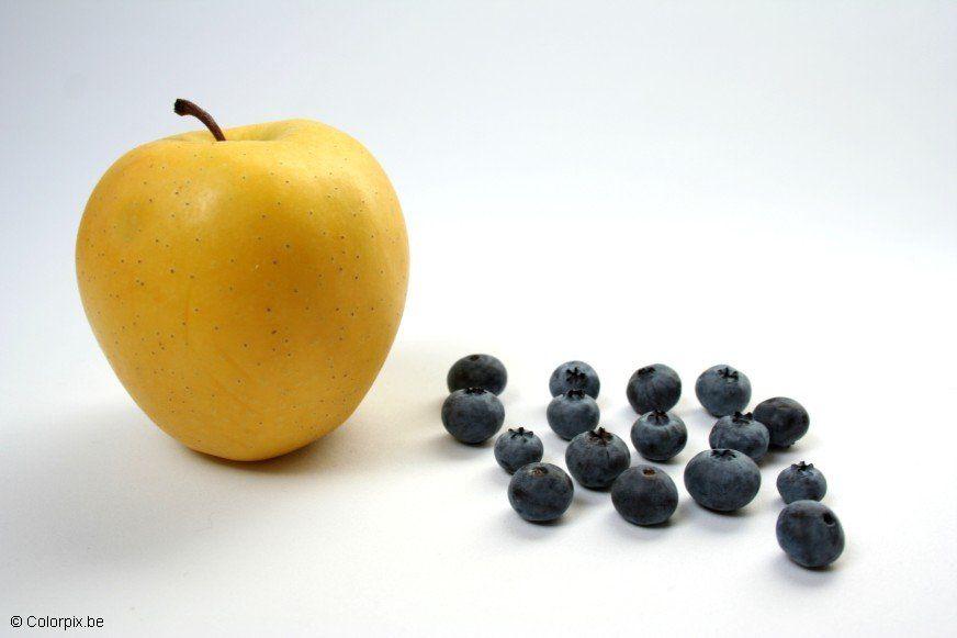 apple and blueberries Photo apple and blueberries