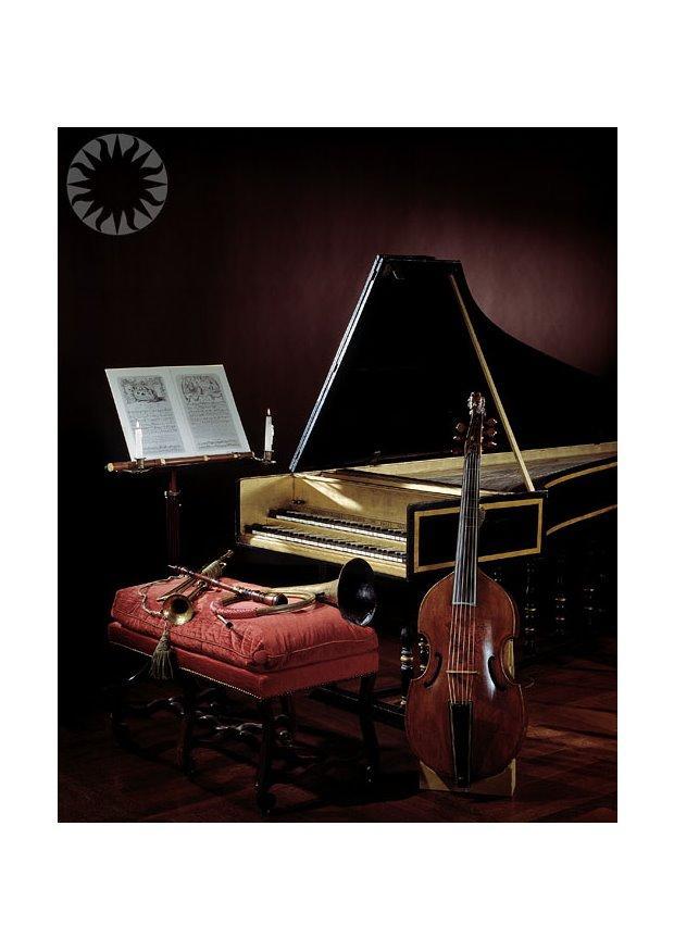 18 th century instruments Photo 18 th century instruments