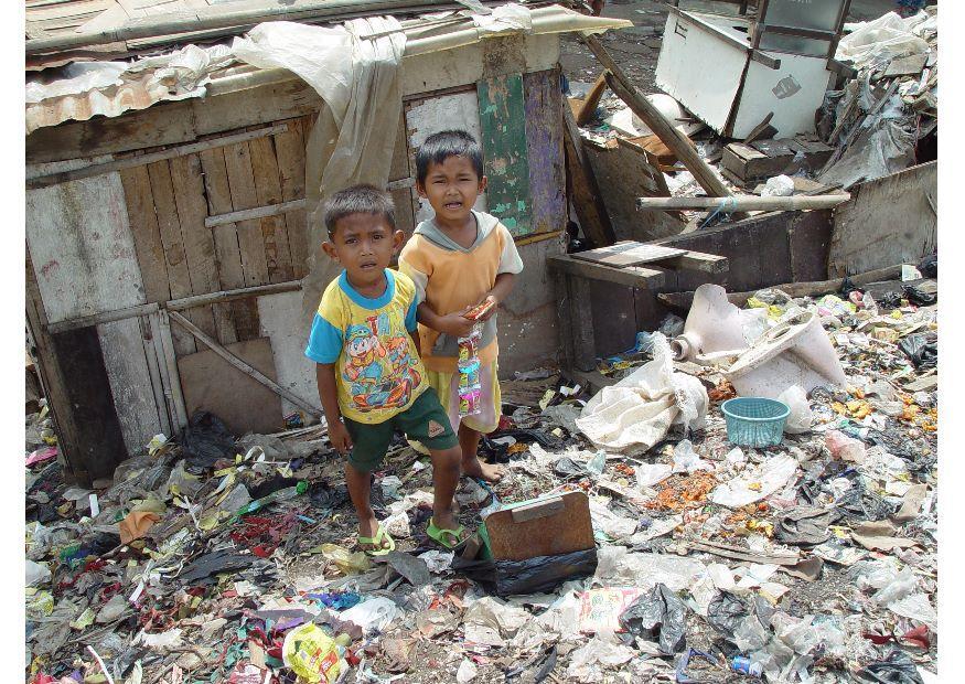 slums in jakarta Photo slums in jakarta