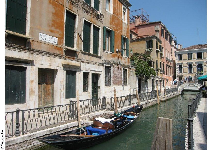inner city venice Photo inner city venice