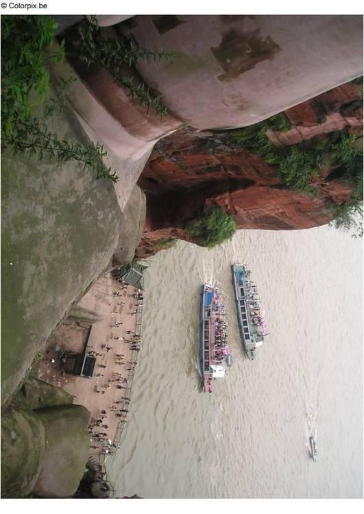 Buddha in Leshan 3