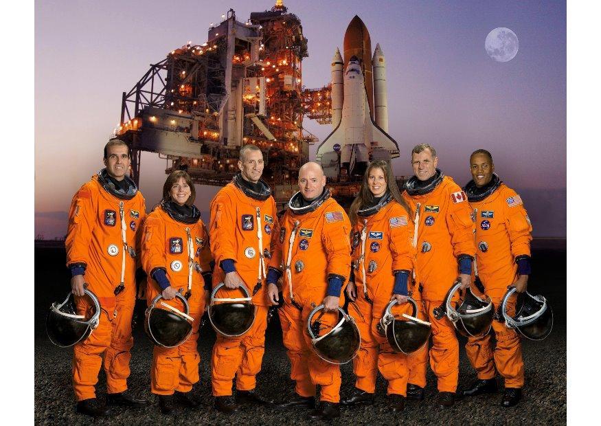 Photo crew of the Space Shuttle