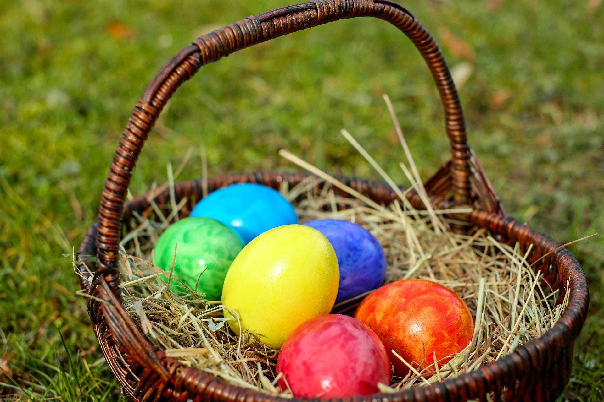 Photo Easter basket