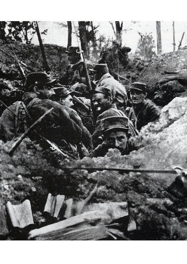 Photo in the trenches,1918