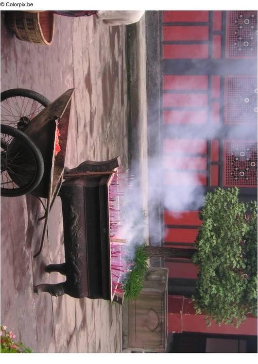 incense at Chngdu Temple