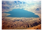 Photo lake in desert