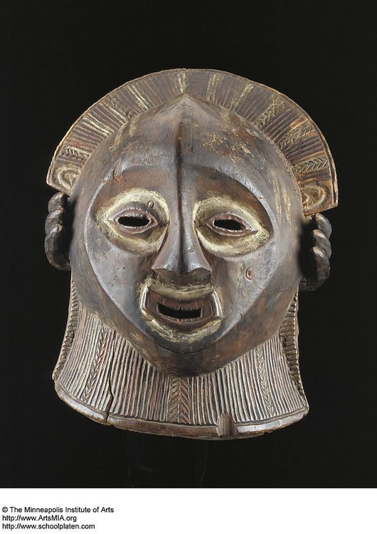 Photo Luba Mask Congo