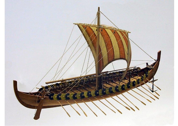 Photo model of Gokstad Viking ship