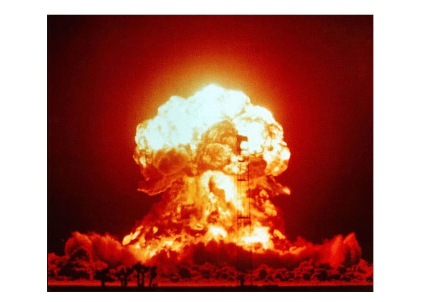 Photo nuclear explosion