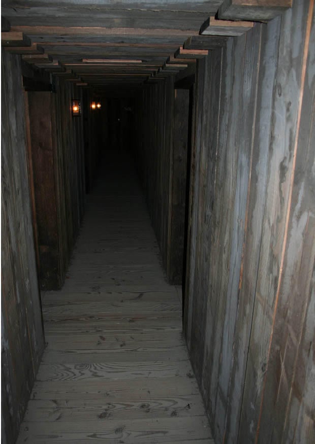 Photo reconstruction of dugout corridors