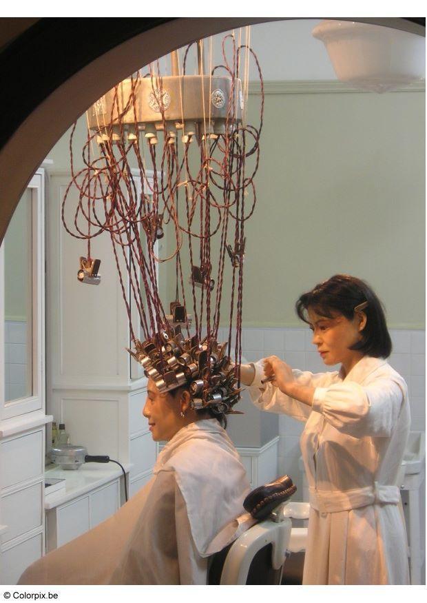 Photo reinactment of hair salon