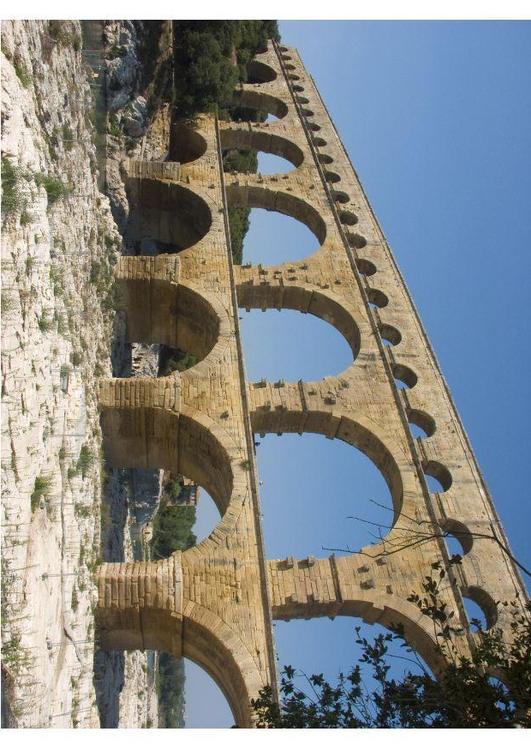 roman aquaduct Nimes, France