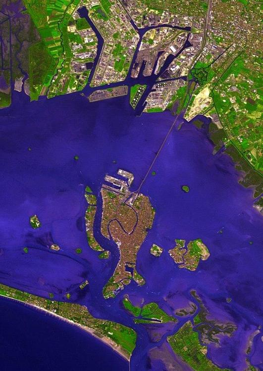 satelite photo Venice