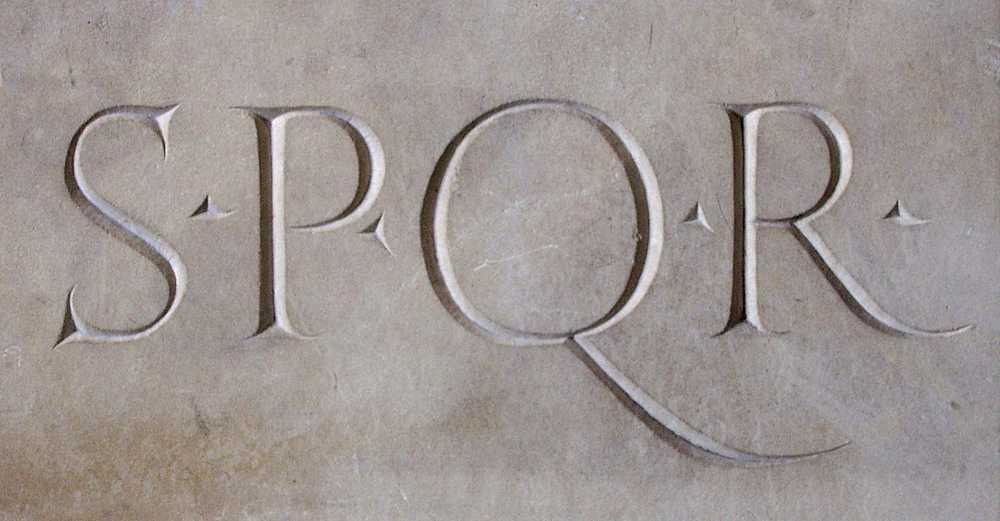 Photo tablet Senatus Populusque Romanus