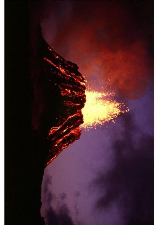 vulcano - volcanic eruption